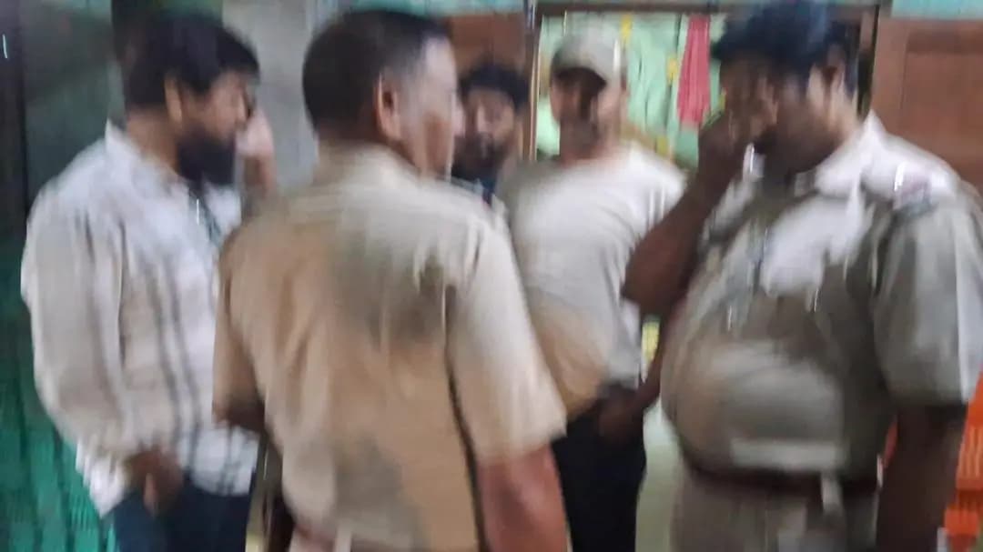 জলপাইগুড়ি: জলপাইগুড়ির নয়াবস্তিতে বেকারির ভিতর থেকে ম্যানেজারের মৃতদেহ উদ্ধার