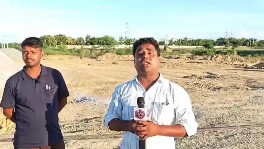 माधौगढ़: मिगनी गांव में सोलर प्लांट का निर्माण शुरू, बीहड़ की तस्वीर में आया बदलाव