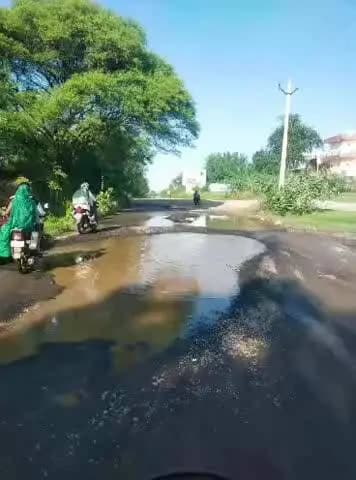 बागीदौरा: 8 किमी सड़क या गड्ढों का सफर, छींच-बागीदौरा मार्ग बदहाल