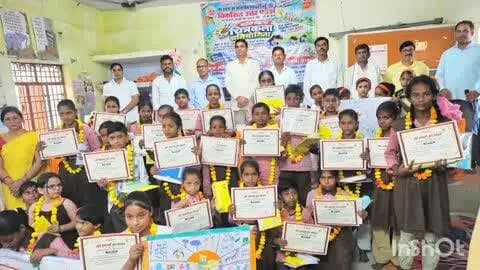 कैसरगंज: बीआरसी जरवल में आयोजित प्रतियोगिता में 'विकसित भारत' विषय पर छात्रों की कलात्मक सोच को मिली सराहना