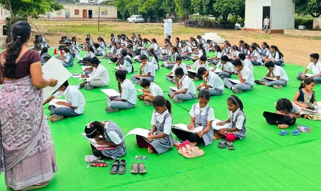 मुंबई उपनगर: सेवा संकल्प अभियानात 'मेरे सपनों का भारत' चित्रकला स्पर्धा यशस्वी