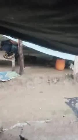 tirwa Ganj kannoj Indira Nagar mohalla paneer dal ke gujara kar rahe hain ham majduri karne Wale kaise apna Ghar banvaen