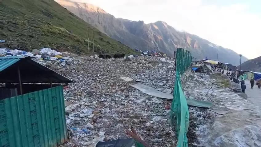 रुद्रप्रयाग: केदारनाथ में 5 महीनों में 50.30 मीट्रिक टन कचरा, पिछले तीन सालों से दोगुना बढ़ोतरी
