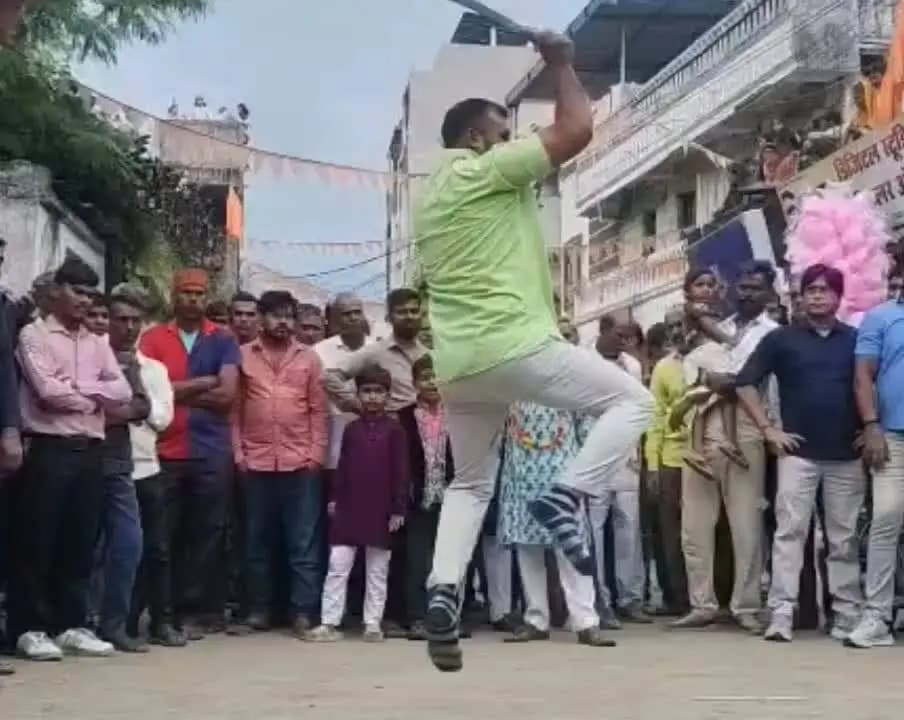 उदयपुरा: श्री राम जानकी बजरंग अखाड़ा अनंत चौदस चल समारोह उदयपुरा में हुआ