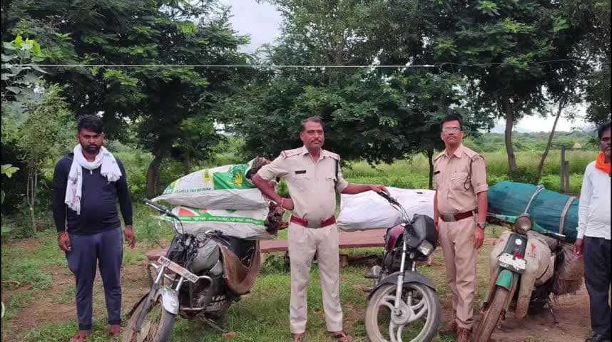 नरवर: मोहिनी बीट में अवैध कटाई के मामले में तीन मोटरसाइकिल जब्त