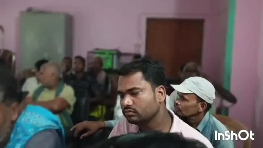 ग्वालपाड़ा: PM आवास योजना की सूची पर हंगामा, ग्रामीणों ने अपात्रों को लाभ देने का आरोप लगाया