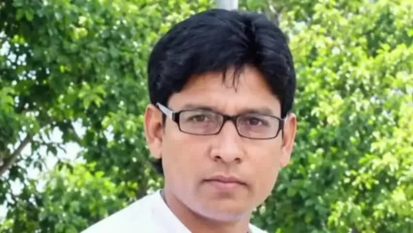 लालगंज: हरईरामपुर गांव में संदिग्ध परिस्थितियों में युवक का शव पेड़ से लटका मिला, क्षेत्र में मची सनसनी, पुलिस जांच में जुटी