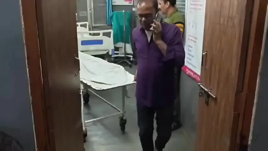 शाहपुर: गणेश विसर्जन में डीजे की तेज धुन से छात्र की तबीयत बिगड़ी, अस्पताल ले जाते समय हुई मौत; पुलिस जांच में जुटी