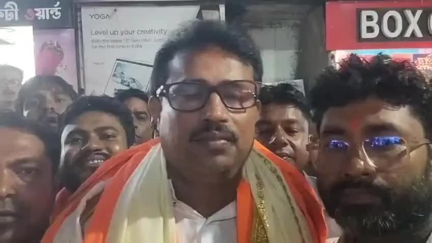 বারাসাত ১: আগামী পৌরসভা নির্বাচনে বিপুল ভোটে জয়লাভ করবে বিজেপি ! বারাসাতে জানালেন নবনিযুক্ত বারাসাত সাংগঠনিক জেলার বিজেপির সভাপতি