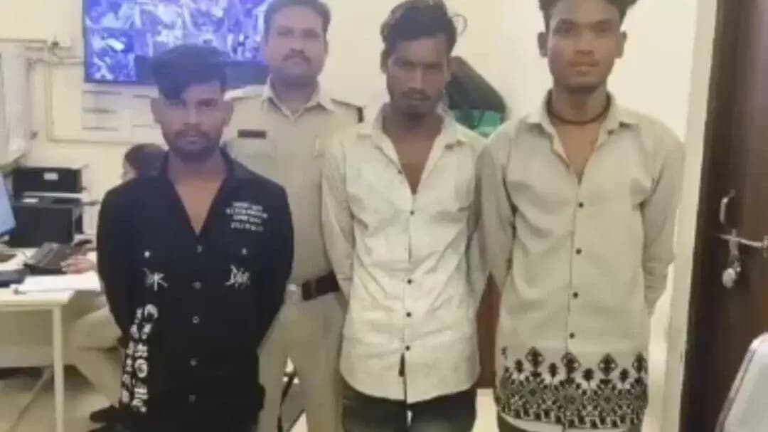 सांवेर: हीरानगर थाना ने चार पहिया वाहन चोर गिरोह के 3 युवकों को घेराबंदी कर दबोचा