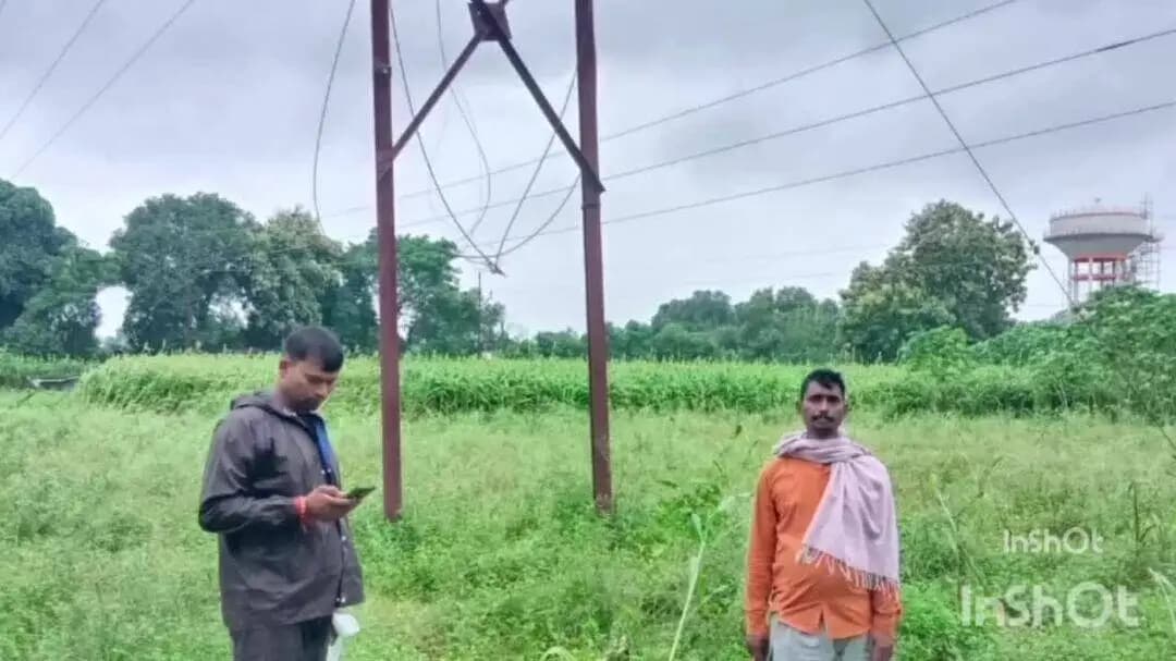 बलिया: तेज हवा और बारिश से बिजली आपूर्ति बाधित, फाल्ट ठीक करने में जुटी टीमें