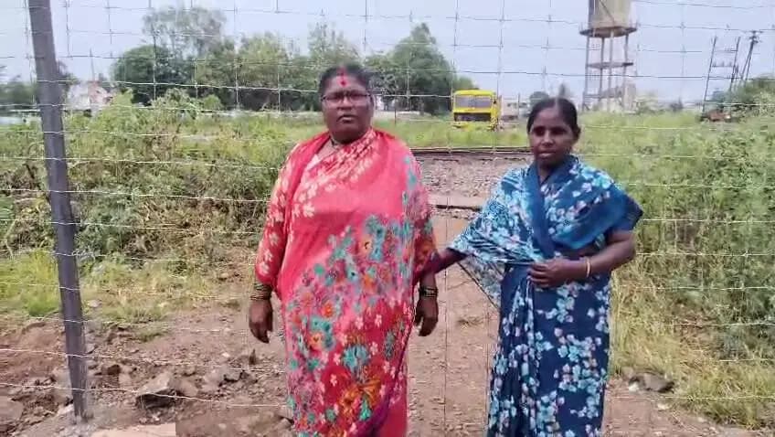 हातकणंगले: हातकणंगलेतील रेल्वे कुंपणामुळे नागरिक आणि विद्यार्थ्यांना मोठी गैरसोय