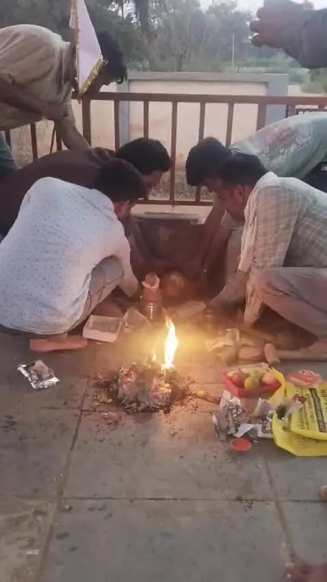 नीमच नगर: जमुनिया में बिना इजाजत मूर्ति हटाने को लेकर ग्रामीणों का आक्रोश