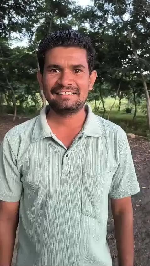 ➡️ सेवा संकल्प अभियान 2026
पक्के घर का सपना हुआ साकार! 🏡
ग्राम रीछई बनेका (ग्राम पंचायत सेमरादांत) के श्री देवेंन्द्र सिंह लोधी जी को प्रधानमंत्री आवास योजना का लाभ मिला है। इस योजना के माध्यम से अपना पक्का घर मिलने की खुशी में उन्होंने प्रधानमंत्री श्री नरेंद्र मोदी जी का तहे दिल से धन्यवाद किया है।
#jansamparkMP #sagar #AshirwadKaDiya #SevaSankalp2026