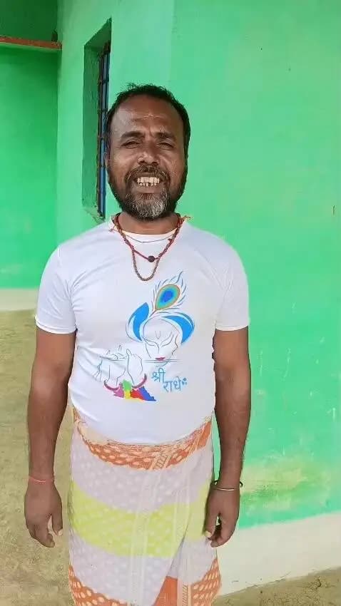 ➡️ सेवा संकल्प अभियान 2026
पक्के घर की सौगात! 🏡
प्रधानमंत्री आवास योजना के तहत ग्राम पंचायत पिठौली के श्री रामलाल रजक जी को पक्के मकान की सौगात मिली है। अपना पक्का घर मिलने पर उन्होंने सरकार का आभार व्यक्त किया है।
#jansamparkMP #sagar #AshirwadKaDiya #SevaSankalp2026