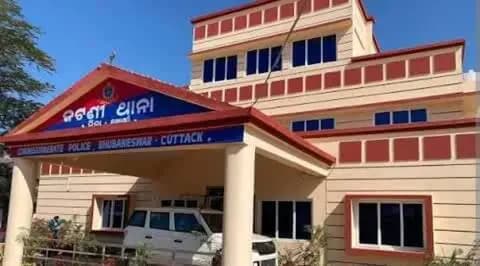 ଜଟଣୀ: ଜଟଣୀରେ ଗଣେଶ ଭସାଣି ବେଳେ ଅଘଟଣ: ସ୍ପିକର ଷ୍ଟାଣ୍ଡ ଭାଙ୍ଗି ଜଣେ ମୃତ, ଅନେକ ଆହତ