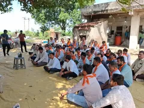 લાઠી: લાઠીમાં પ્રાકૃતિક કૃષિ જાગૃતિ માટે ‘મન કી બાત’ અને ટિફિન બેઠકનું આયોજન