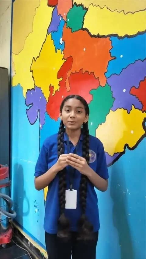 बस्तर के तोकापाल स्थित EMRS की छात्रा डिंपल नेताम ने साझा किया अपने ‘सपनों के भारत’ का दृष्टिकोण। उनका सपना है कि दूरदराज क्षेत्रों तक गुणवत्तापूर्ण शिक्षा और योग्य शिक्षकों की पहुंच सुनिश्चित हो, ताकि हर बच्चे को बेहतर भविष्य का अवसर मिले।
#Bastar #EMRS