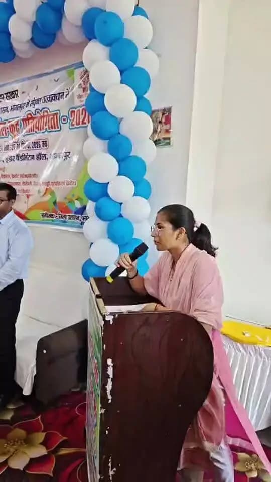 आज 27 सितंबर 2026 को खेल भवन-सह-व्यायामशाला, भागलपुर में जिला स्तरीय विद्यालय खेल-कूद प्रतियोगिता 2026-27 का शुभारंभ के अवसर पर जिलाधिकारी श्रीमती अलंकृता पांडेय का संबोधन।
🇮🇳
#भागलपुर #विद्यालय_खेल_कूद_प्रतियोगिता #खेल_विभाग #BSSA #जिला_प्रशासन_भागलपुर #खेल_प्रतिभा #युवा_खिलाड़ी