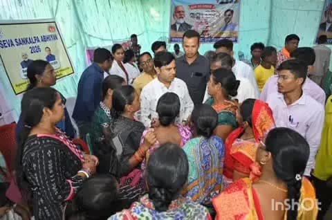 ଝାରସୁଗୁଡା: ଜମେରାରେ ସ୍ୱାସ୍ଥ୍ୟ ଶିବିର: ଅଞ୍ଚଳବାସୀଙ୍କ ସମସ୍ୟା ବୁଝିଲେ ବିଧାୟକ ଟଙ୍କଧର ତ୍ରିପାଠୀ