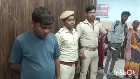 आरा: आरा में चलती ऑटो में छात्रा से छेड़खानी, बचने के लिए छात्रा ने लगाई छलांग, आरोपित ऑटो चालक गिरफ्तार