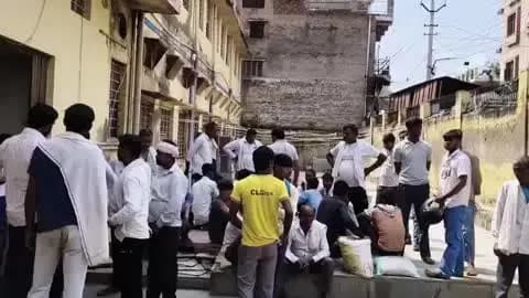 बाड़ी: शटडाउन के बावजूद बिजली लाइन में आया करंट, पोल पर काम कर रहे युवक की हुई मौत