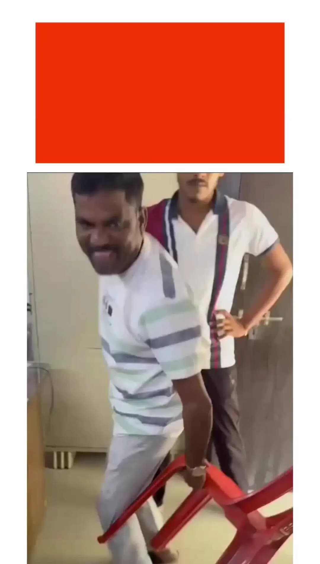 माण: नगरसेवक धनाजी जाधव
याची दहिवडी पोलीस
ठाण्यात आणि दहिवडीत
फायटिंग