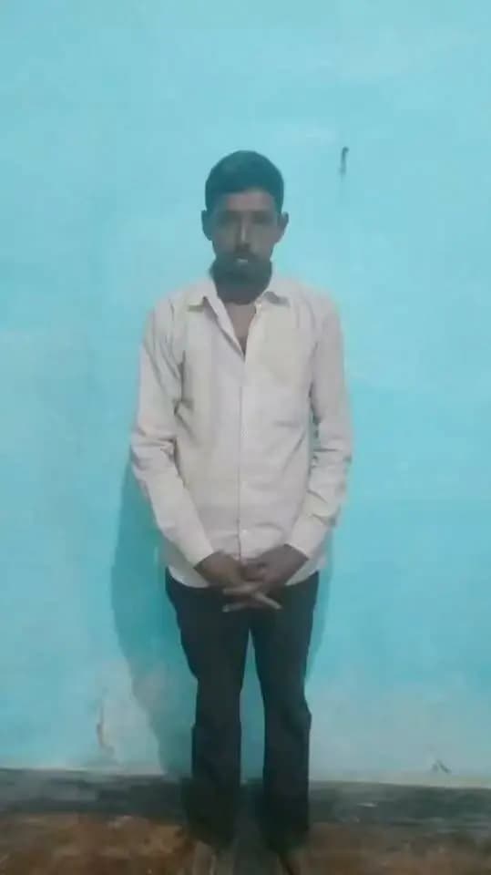 ग्राम खुशीपुरा तहसील बल्देवगढ़ के रहने वाले किसान श्री भागचंद लोधी #प्रधानमंत्री_किसान_सम्मान_निधि योजना से मिलने वाली आर्थिक सहायता के कारण समय पर खेती के काम निपटा पा रहे हैं। श्री भागचंद इस सहयोग के लिए माननीय प्रधानमंत्री जी का धन्यवाद व्यक्त करते हैं।
#SevaSankalpAbhiyan
#सेवा_संकल्प_अभियान
#JansamparkMP
#Jansamparktikamgarh
#tikamgarh
#PMKisanSammanNidhi