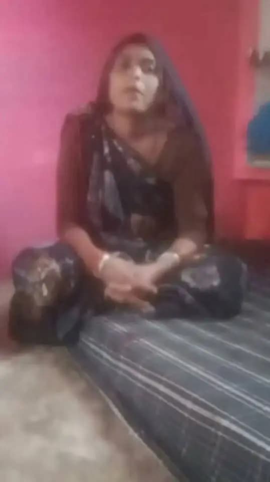 श्रीमती भावना रैकवार को प्रधानमंत्री मातृ वंदना योजना के तहत प्रथम डिलीवरी पर सहायता राशि प्राप्त हुई है। श्रीमती भावना ने जनकल्याणकारी योजना के लिए प्रधानमंत्री श्री नरेंद्र मोदी जी का सहृदय धन्यवाद व्यक्त किया।
#SevaSankalpAbhiyan
#सेवा_संकल्प_अभियान
#PradhanMantriMatruVandnaYojana
#PMMVY
#JansamparkMP
#Jansamparktikamgarh
#tikamgarh
