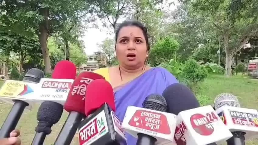 #चित्रकूट: अर्चना उपाध्याय ने तोड़ी चुप्पी, कहा- टिकट मिला तो चुनाव जरूर लड़ूंगी