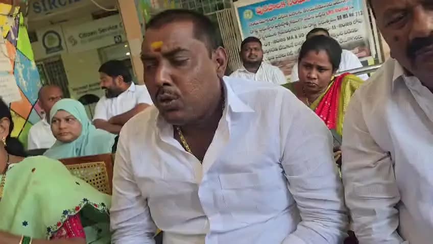 సిరిసిల్ల: విలేకరుల సమావేశంలో మాట్లాడిన మున్సిపల్ వైస్ చైర్మన్ దార్ల సందీప్