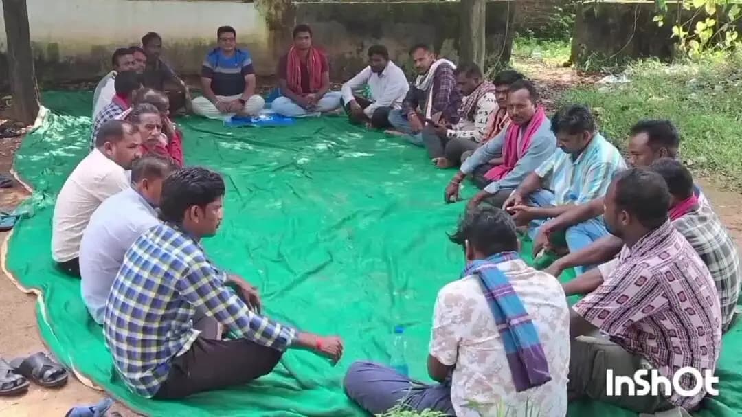 ଅତାବିରା: ଗଣ୍ଠିଆପାଲି ଆଶ୍ରମ ଠାରେ ବିଜେପି କାର୍ଯ୍ୟକର୍ତ୍ତାକଂ ବୈଠକ