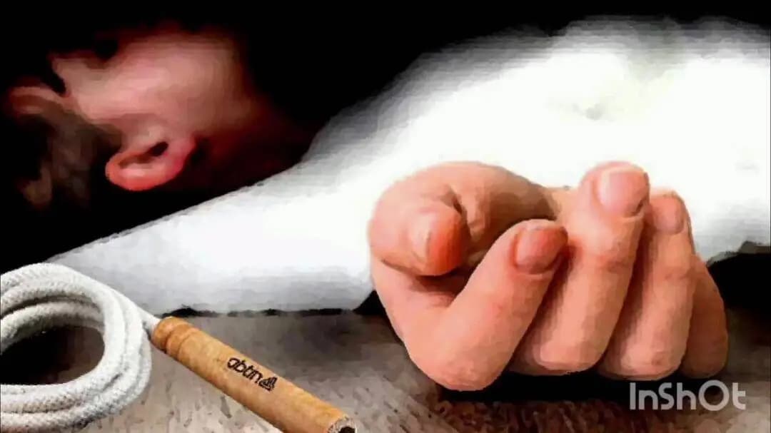 দেগঙ্গা: গভীর রাতে ঘর থেকে নাবালকের নিথর দেহ উদ্ধার, গলায় আঘাতের চিহ্ন! মাকে আটক করে তদন্তে পুলিশ