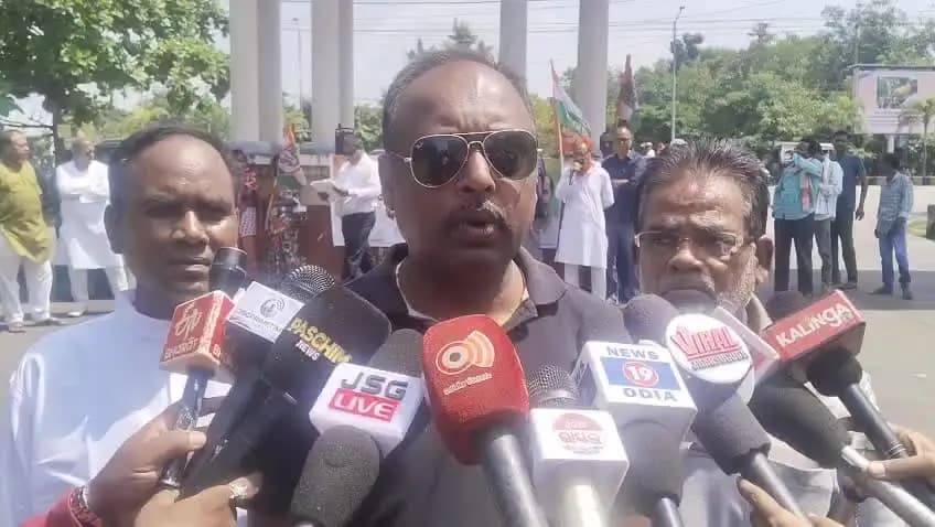 ଝାରସୁଗୁଡା: ଜ୍ଞାନେସ କୁମାରକୁ ନେଇ ଝାରସୁଗୁଡା ଜିଲ୍ଲା କଂଗ୍ରେସ ସଭାପତିଙ୍କ ପ୍ରତିକ୍ରିୟା