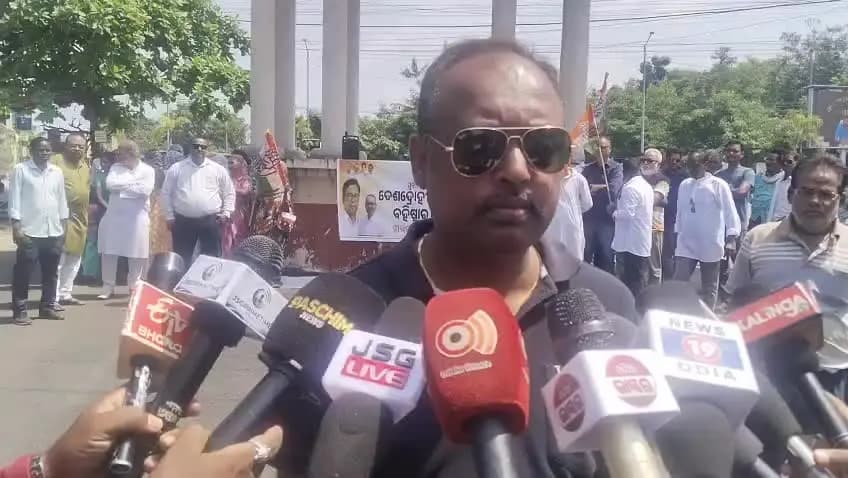 ଝାରସୁଗୁଡା: ଜ୍ଞାନେସ କୁମାର ଙ୍କୁ ଗିରଫ କରାଯାଉ - କଂଗ୍ରେସ ସଭାପତି ଜୀବନ ସାର୍ଥକ ଦାସ