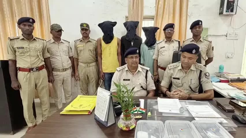 औरंगाबाद: औरंगाबाद पुलिस को मिली बड़ी सफलता, CSP संचालक से लूट और नगर थाना में फायरिंग करने वाले 3 अपराधियों को किया गिरफ्तार