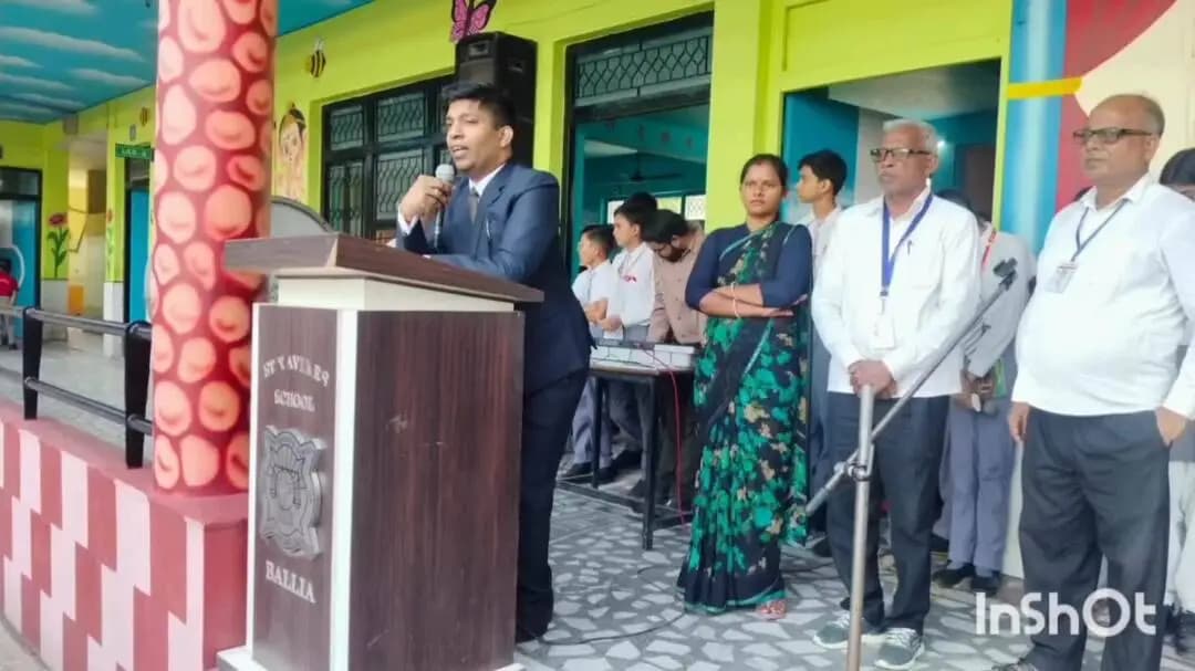 बलिया: बलिया के सेंट जेवियर्स स्कूल, धरहरा में सोमवार को पॉक्सो अधिनियम-2012 के संबंध में जागरूकता कार्यक्रम आयोजित किया गया