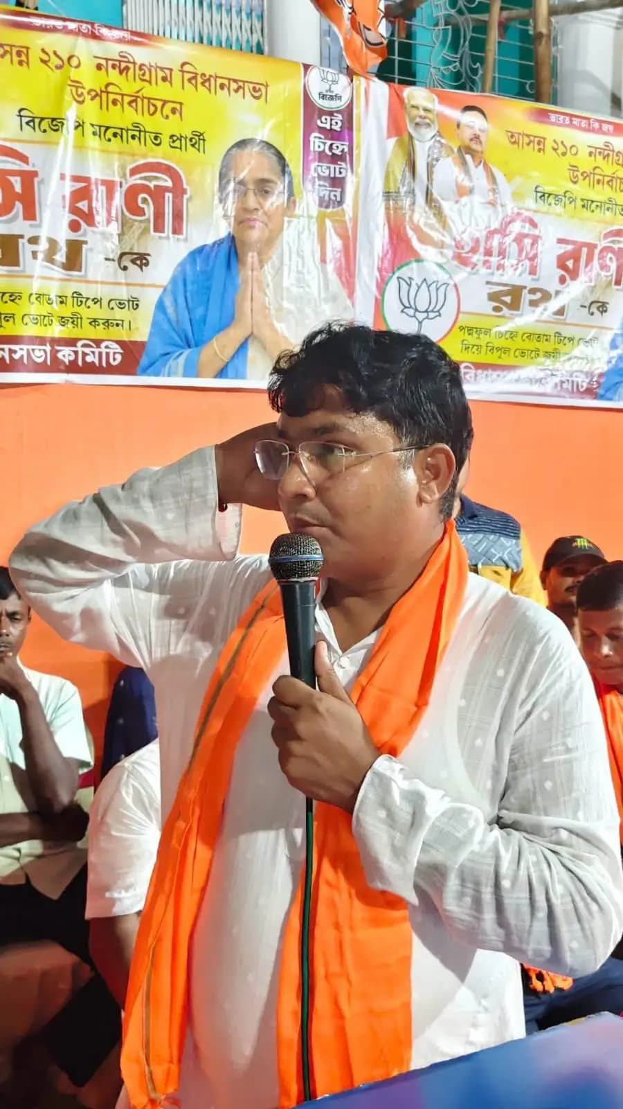 নন্দীগ্রাম ১: নন্দীগ্রামে পথসভায় উপস্থিত রাজ্যের রাষ্ট্রমন্ত্রী শান্তনু প্রামানিক