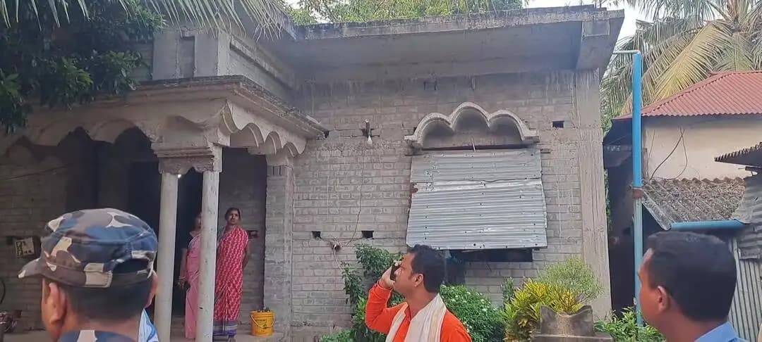 ইন্দাস: ইলেকট্রিক শকে মৃত্যু: বিজেপি নেত্রী মমতা বিশ্বাসের ছোটপুত্র শুভজিতের মৃত্যু