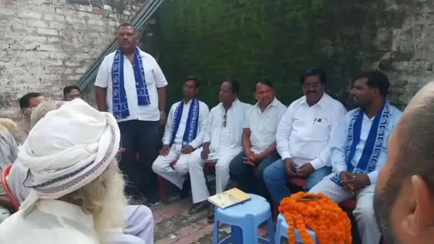 बेल्थरा रोड: फरसाटार में बसपा की समीक्षा बैठक हुई, नवनियुक्त जिलाध्यक्ष श्रवण कुमार का गर्मजोशी से स्वागत किया गया