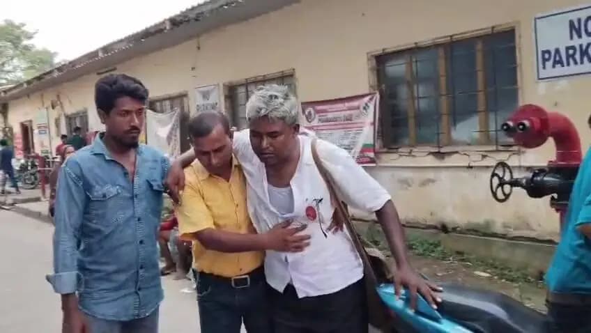 নন্দীগ্রাম ২: নন্দীগ্রামে ভোট প্রচারে সিপিআই প্রার্থীর ওপর হামলা, হাসপাতালে ভর্তি শান্তি গোপালগিরি
