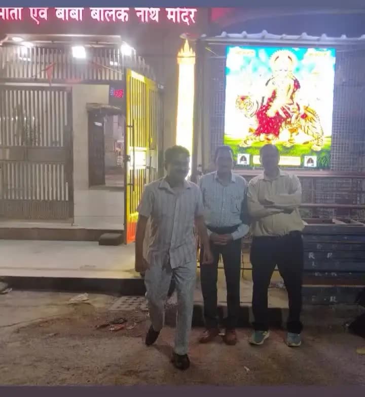 धर्मो रक्षति रक्षितः- बिलासपुर सेवक सभा पं० दिल्ली।
क्षत्रिय धर्म युगे युगे:- बीसी प्रतिनिधि।
खुश रहें-मस्त रहें। (BC)