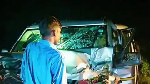 କେନ୍ଦୁଝର ସଦର: କେନ୍ଦୁଝର - କେନ୍ଦେଇପଶି ରାସ୍ତା ବସୁଦେବପୁର ଠାରେ ଭାରସାମ୍ୟ ହରାଇ ବୋଲେରୋ ଦୁର୍ଘଟଣାଗ୍ରସ୍ତ