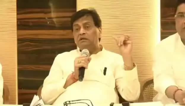 नांदेड: मुखेड तालुक्याला दुष्काळग्रस्त यादीतून वगळल्यानंतर मुखेड तालुक्याचे विद्यमान आमदार डॉ. तुषार राठोड यांचे स्पष्टीकरण