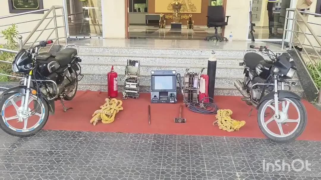मिरज: सांगलीवाडीतील एटीएम मशीनसह रोकड लंपास करणारी आंतर राज्यीय टोळी एलसीबीकडून जेरबंद
