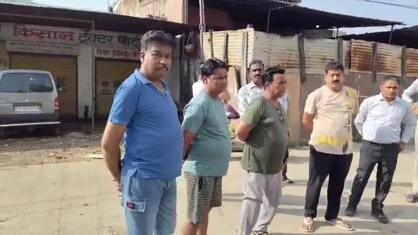 बूंदी: बूंदी के लंका गेट क्षेत्र में सफाई का कड़ा निरीक्षण, सफाई व्यवस्था सुधारने के निर्देश