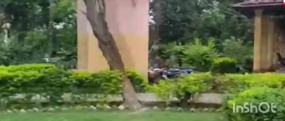 हरलाखी: उमगांव ईदगाह के पास, जमीन को लेकर दो पक्षों में विवाद गहराया