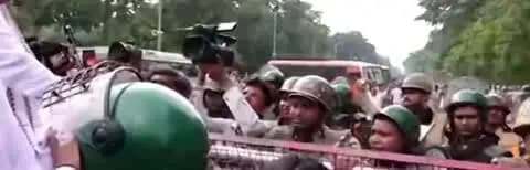 ଭୁବନେଶ୍ୱର: ମୁଖ୍ୟମନ୍ତ୍ରୀଙ୍କ ବାସଭବନ ଆଡ଼କୁ ଇଣ୍ଡି ମେଣ୍ଟର ବିକ୍ଷୋଭ: ପୁଲିସ ସହ ଧସ୍ତାଧସ୍ତି