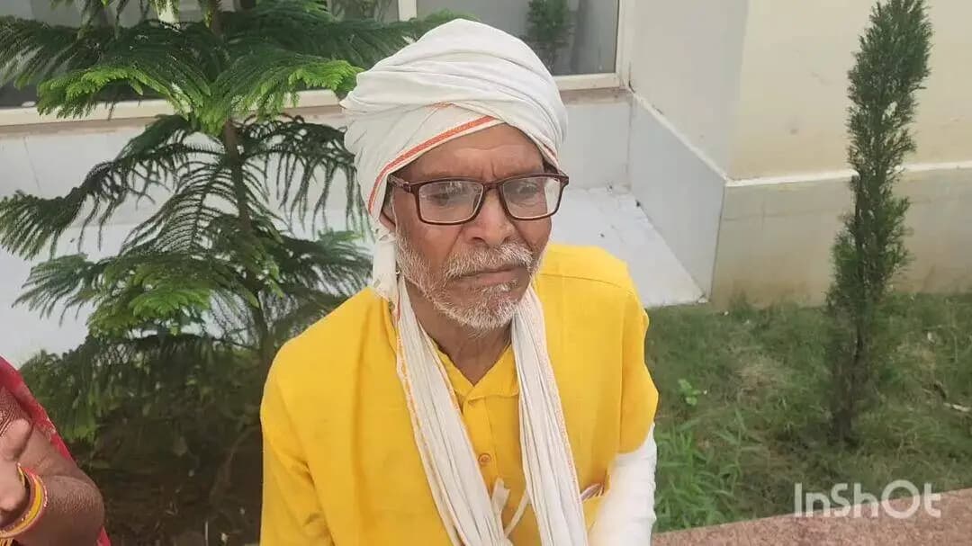 ग्यारसपुर: बच्चों को ले जाने के आरोप पर महिला ने एसपी कार्यालय पहुंचकर लगाई न्याय की गुहार