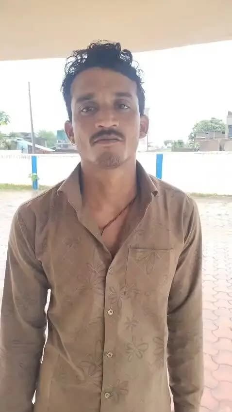➡️ सेवा संकल्प अभियान 2026
➡️ सागर जिले के ग्राम चीमाढाना निवासी ने बताया कि उन्हें सरकार की तरफ से मुफ्त राशन मिल रहा है। इसके साथ ही उनके परिवार को लाडली बहना जैसी अन्य सरकारी योजनाओं का भी लाभ प्राप्त हो रहा है, जिसके लिए उन्होंने शासन का बहुत-बहुत धन्यवाद किया है। #jansamparkMP #sagar #SevaSankalp2026 #FreeRation #LadliBehnaYojana